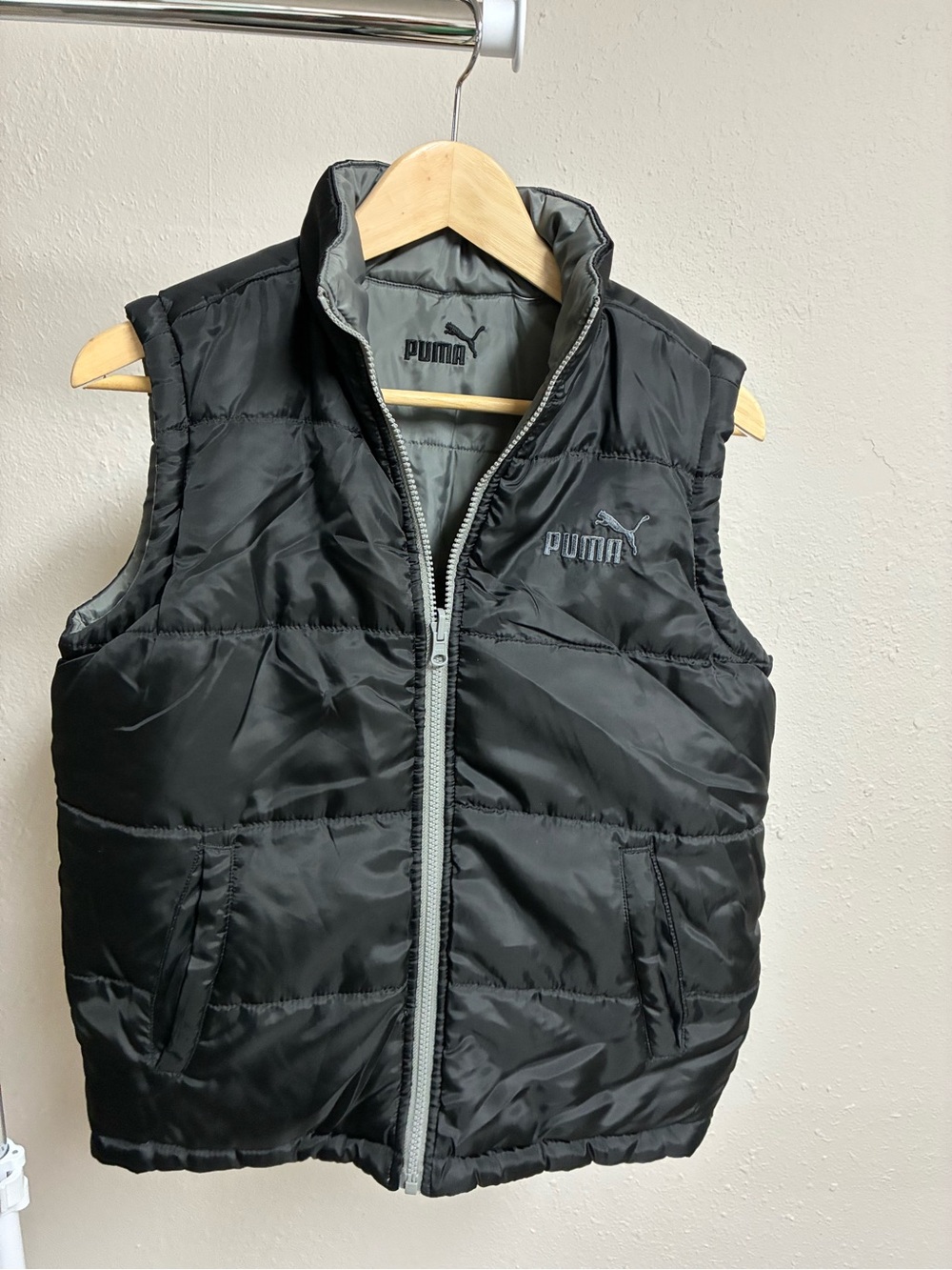 Puma ESS Reversible Insulated Quilted Puffer Vest Black Olive Green